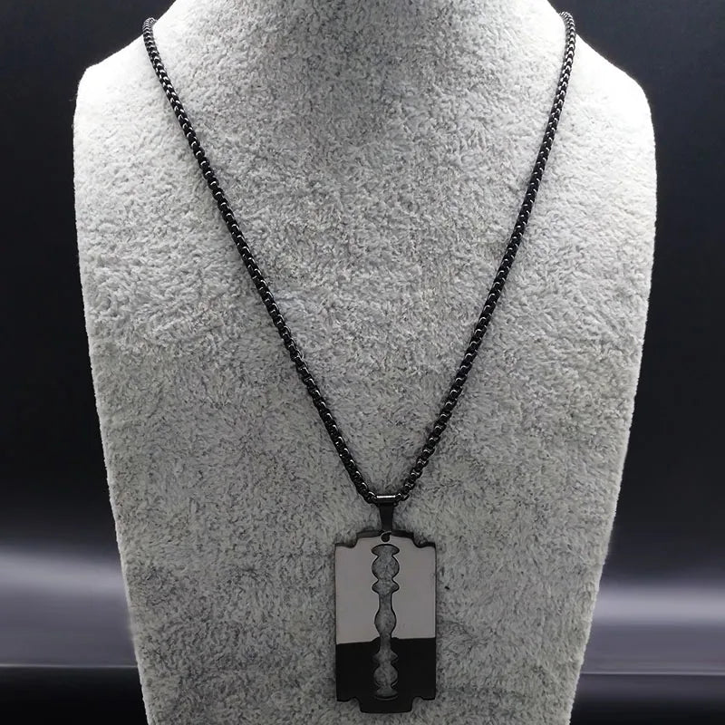 Collar con colgante de navaja de afeitar gótica para hombre, cadena de acero inoxidable negra gótica para hombre, joyería grunge y2k, collar para hombre N423S01