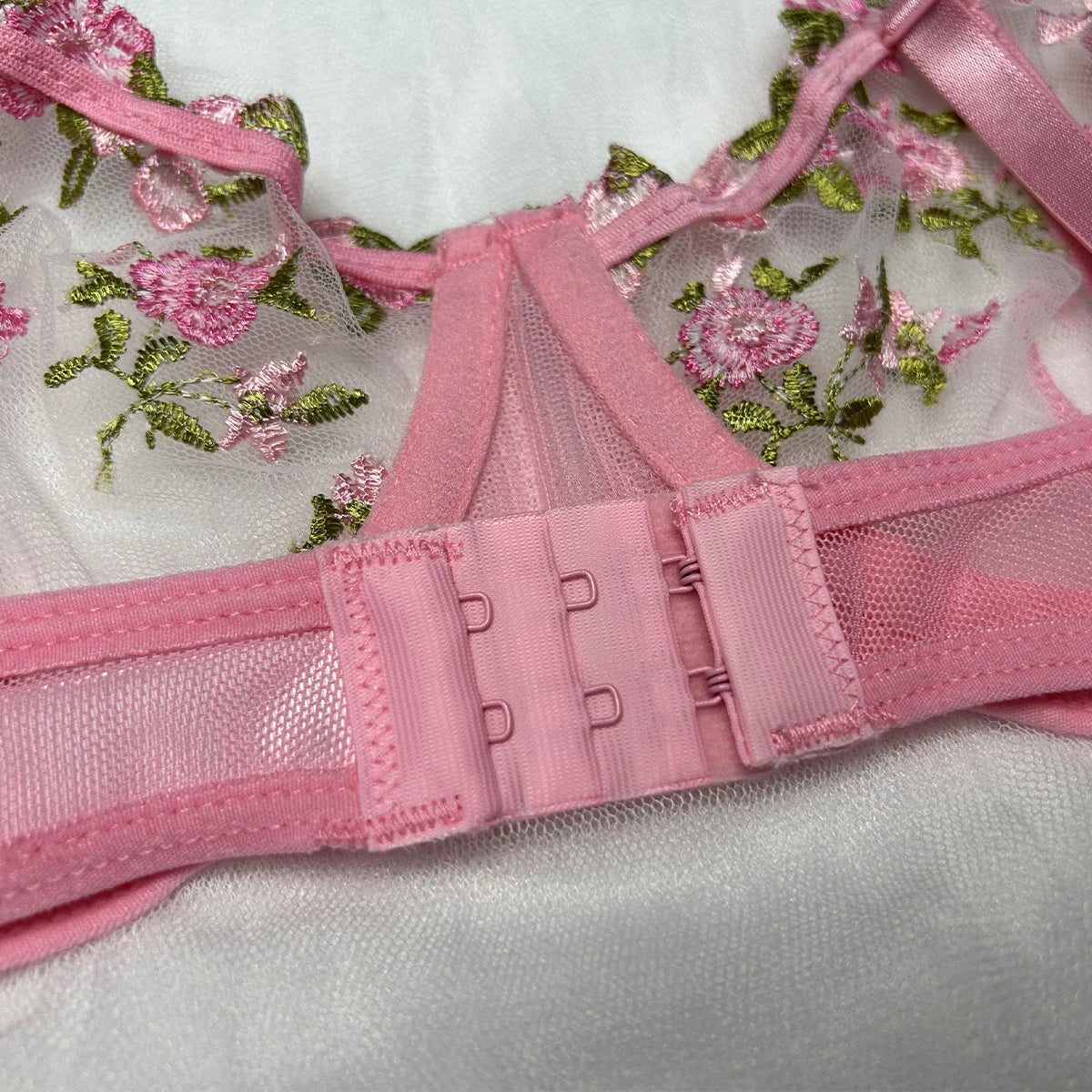 Lencería Sexy rosa para mujer, ropa interior transparente de encaje, conjuntos de bragas con bordado de hadas, sujetador delicado, conjuntos de bragas eróticas