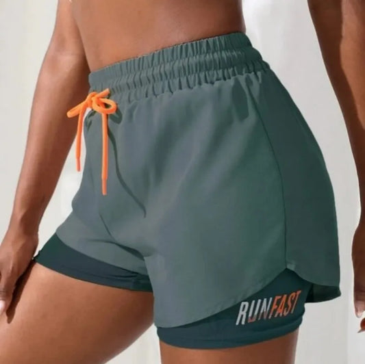 Pantalones cortos de yoga de tiro alto para mujer con control de proximidad elástico, pantalones cortos para correr, pantalones falsos de dos piezas