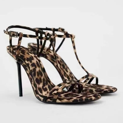 zapatos de tacon con estampado de leopardo, hechos a mano